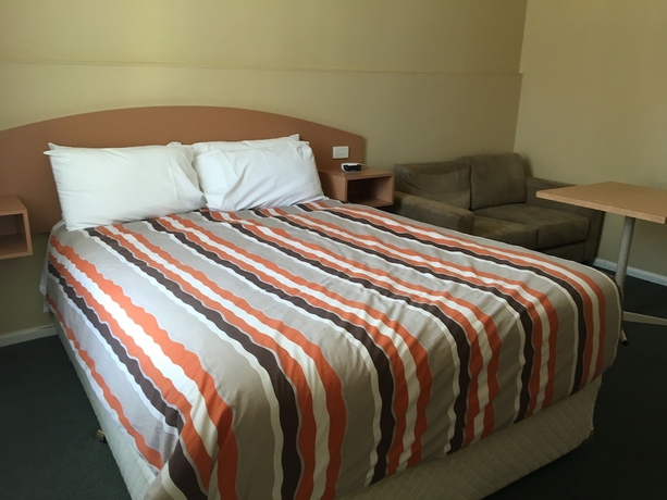 Imagen de la habitación del Motel Parkville. Foto 10