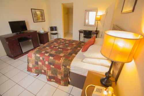 Imagen de la habitación del Motel Parkway Inn Airport Miami. Foto 7