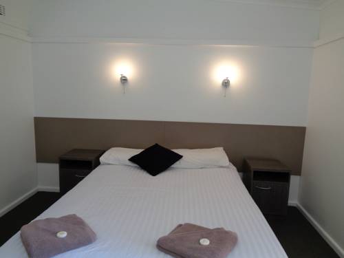 Imagen de la habitación del Motel Parkway, Queanbeyan. Foto 1