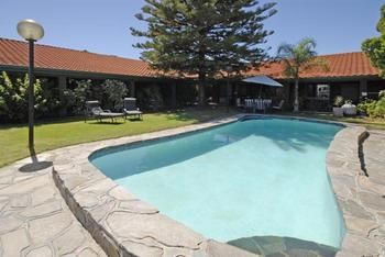 Imagen de la piscina del Motel Pavlos, Adelaide. Foto 13