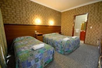 Imagen de la piscina del Motel Pavlos, Adelaide. Foto 15