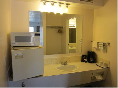 Imagen de la habitación del Motel Peace Villa. Foto 12