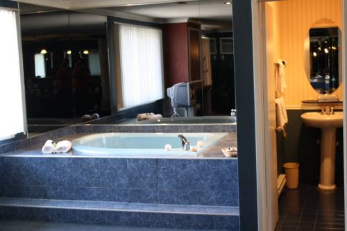 Imagen de la habitación del Motel Pignons Rouges. Foto 14