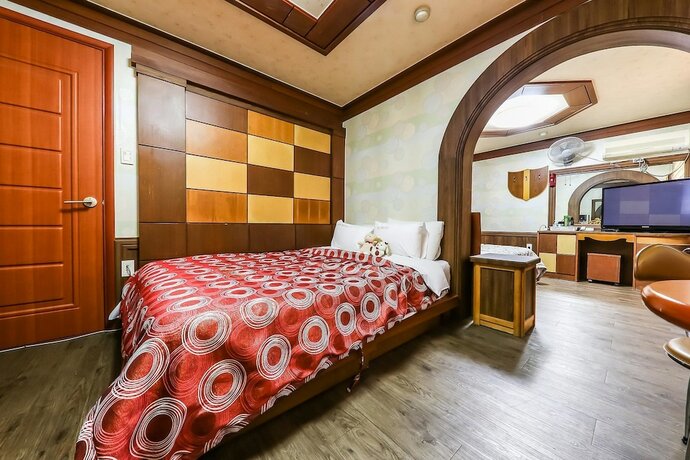 Imagen de la habitación del Motel Pine Daecheon Beach. Foto 6