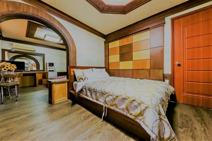 Imagen de la habitación del Motel Pine Daecheon Beach. Foto 11