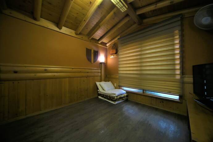 Imagen de la habitación del Motel Pine Daecheon Beach. Foto 14