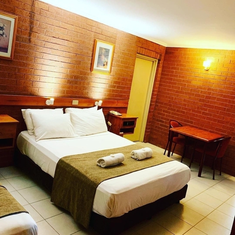 Imagen de la habitación del Motel Pine Tree, Katherine. Foto 4