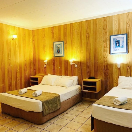 Imagen de la habitación del Motel Pine Tree, Katherine. Foto 6