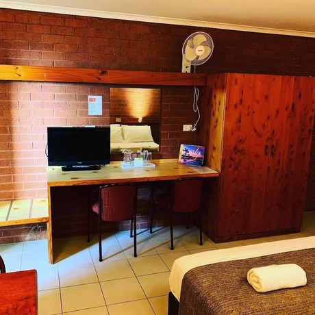 Imagen de la habitación del Motel Pine Tree, Katherine. Foto 12
