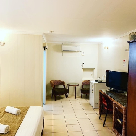 Imagen de la habitación del Motel Pine Tree, Katherine. Foto 13