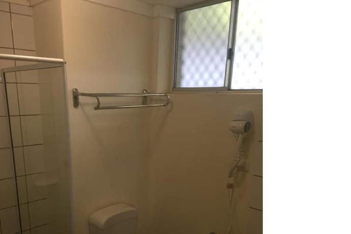 Imagen de la habitación del Motel Pine Tree, Katherine. Foto 18