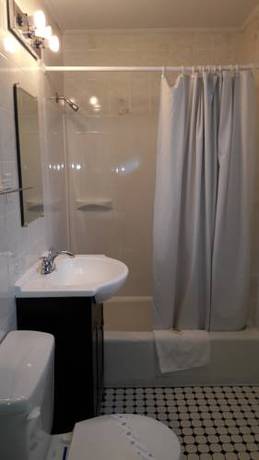 Imagen de la habitación del Motel Pinebrook. Foto 15