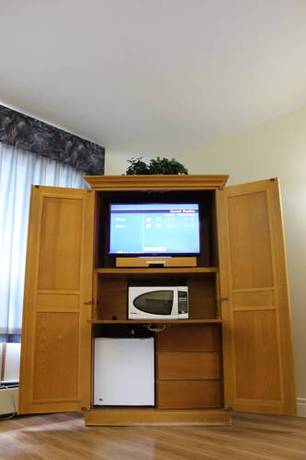 Imagen de la habitación del Motel Pines, Hinton. Foto 4