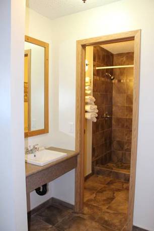 Imagen de la habitación del Motel Pines, Hinton. Foto 9