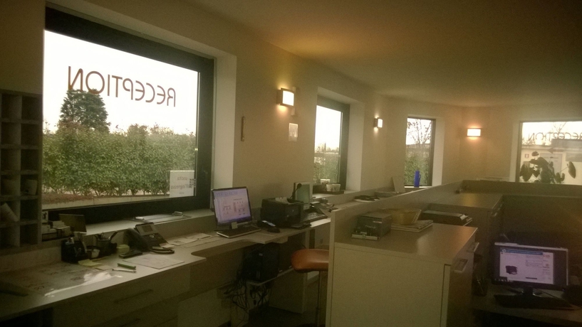 Imagen de los interiores del Motel Pi&ugrave;. Foto 9