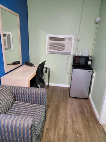 Imagen de la habitación del Motel Plaza, Joplin Area. Foto 12