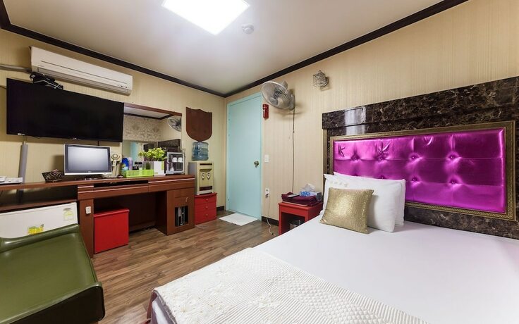 Imagen de la habitación del Motel Pocheon Shilla. Foto 15