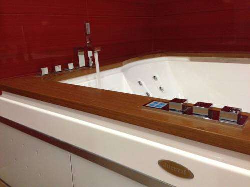 Imagen de la habitación del Motel Portofino, Matosinhos. Foto 11