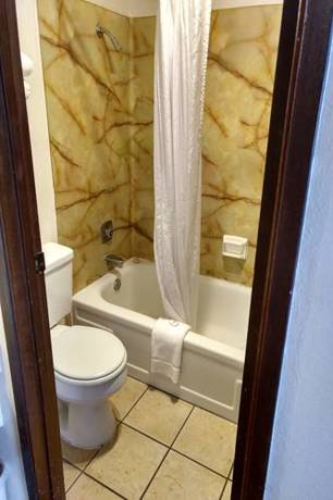Imagen de la habitación del Motel Puyallup. Foto 3