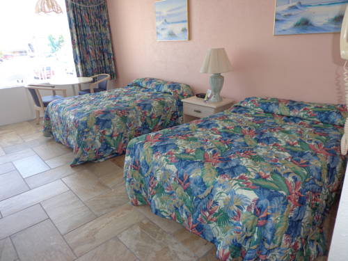 Imagen de la habitación del Motel Quarterdeck. Foto 3