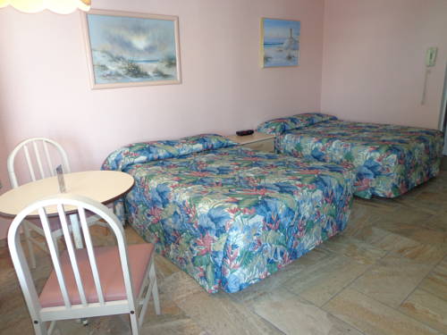 Imagen de la habitación del Motel Quarterdeck. Foto 6