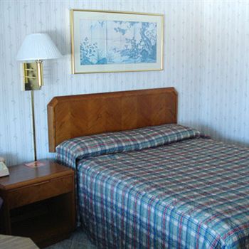 Imagen de la habitación del Motel Rainbow, Watertown. Foto 3