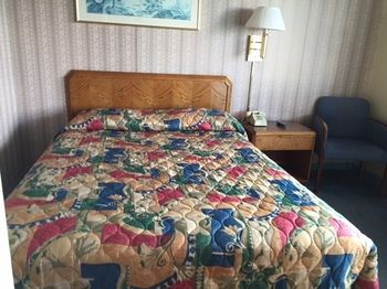 Imagen de la habitación del Motel Rainbow, Watertown. Foto 5