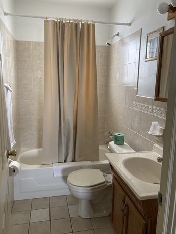 Imagen de la habitación del Motel Rambler & Apartments. Foto 18