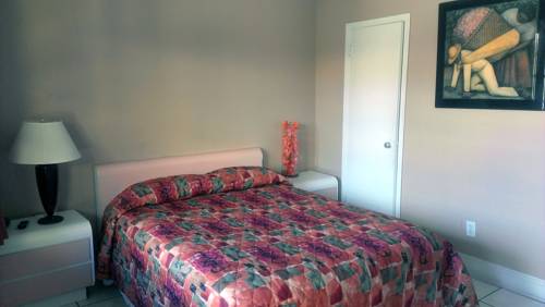 Imagen de la habitación del Motel Ramona, Miami. Foto 4