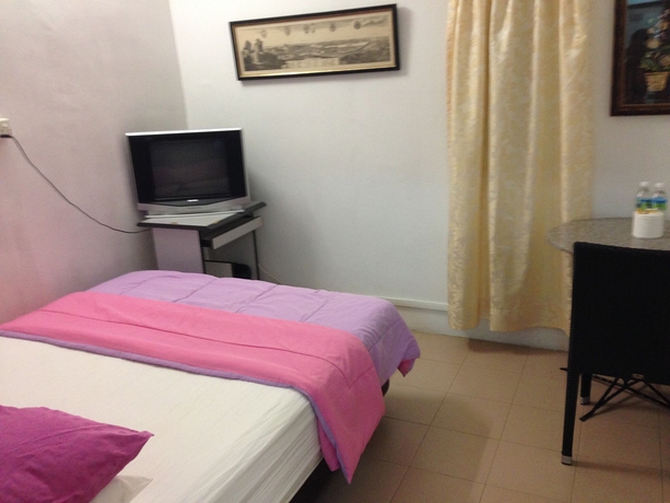 Imagen de la habitación del Motel Rasa. Foto 10