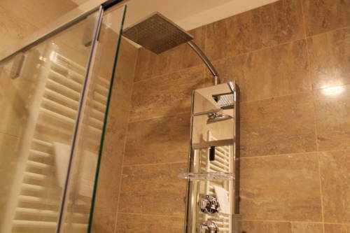 Imagen de la habitación del Motel Raya Hotel. Foto 6