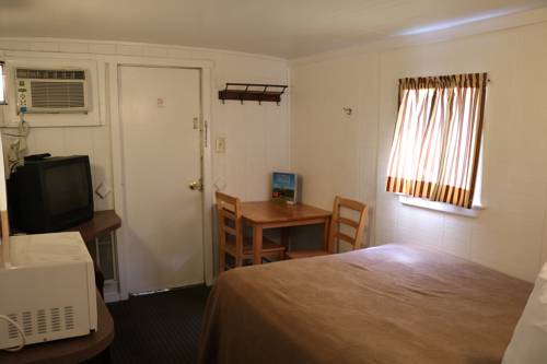 Imagen de la habitación del Motel Red Caboose. Foto 6