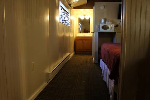 Imagen de la habitación del Motel Red Caboose. Foto 13
