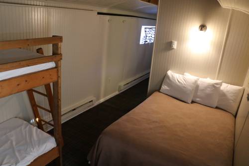 Imagen de la habitación del Motel Red Caboose. Foto 15