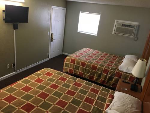 Imagen de la habitación del Motel Red Carpet, Edmond. Foto 6