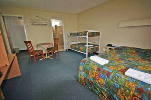 Imagen de la habitación del Motel Red Cedars. Foto 3