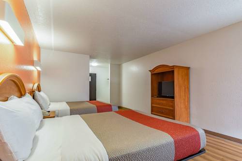 Imagen de la habitación del Motel Red Lion Inn and Suites Pontoon Beach. Foto 6