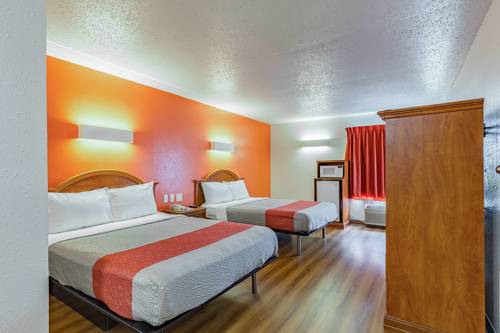 Imagen de la habitación del Motel Red Lion Inn and Suites Pontoon Beach. Foto 9