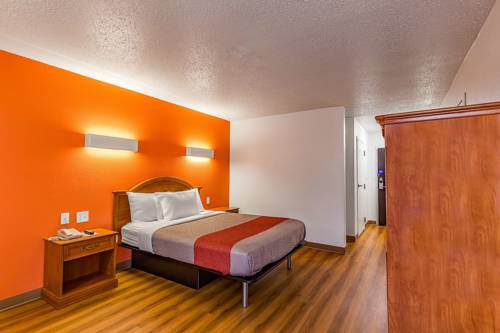 Imagen de la habitación del Motel Red Lion Inn and Suites Pontoon Beach. Foto 13