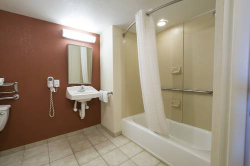 Imagen de la habitación del Motel Red Roof Inn and Suites Philadelphia - Bellmawr. Foto 4