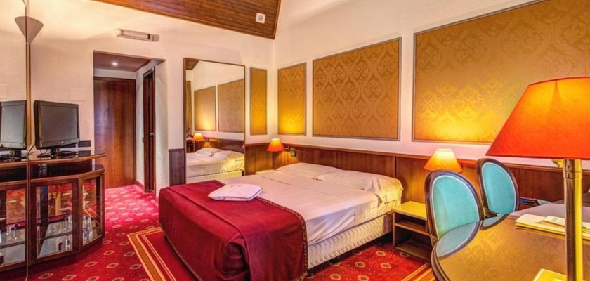 Imagen de la habitación del Motel Regal, Abbiategrasso. Foto 8