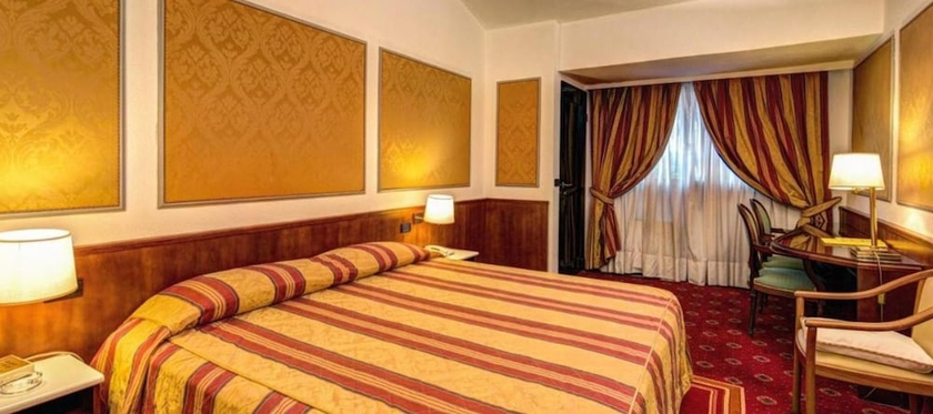 Imagen de la habitación del Motel Regal, Abbiategrasso. Foto 11