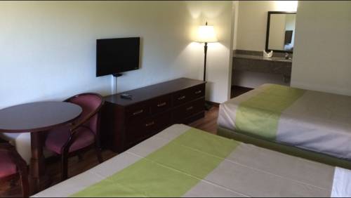 Imagen de la habitación del Motel Relax Inn & Suites. Foto 3