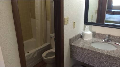 Imagen de la habitación del Motel Relax Inn & Suites. Foto 4
