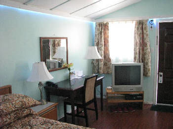 Imagen de los exteriores del Motel Rideau. Foto 10