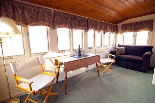 Imagen de la habitación del Motel Riverbank And Cabins. Foto 6