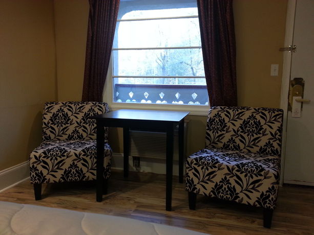 Imagen de los exteriores del Motel Riverbend and Cabins. Foto 14