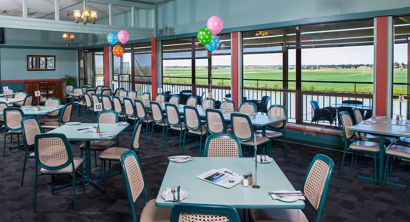 Imagen del bar/restaurante del Motel Riverside Hotel, Tailem Bend. Foto 4