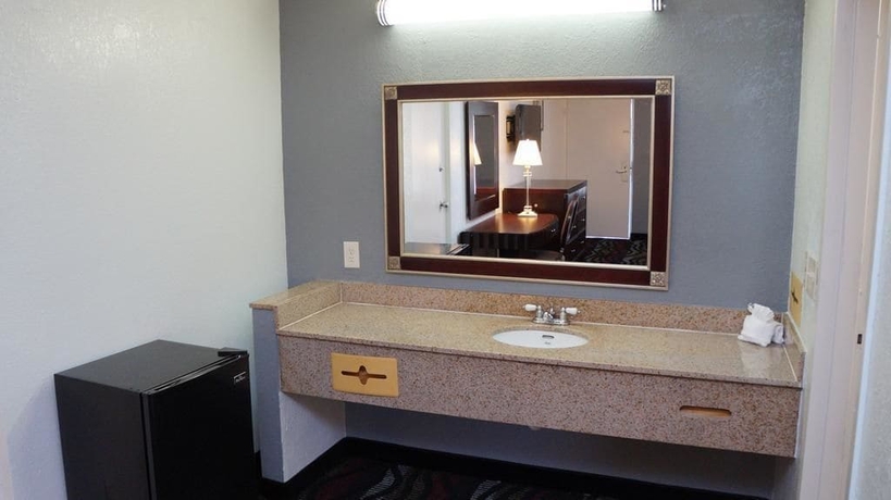 Imagen de la habitación del Motel Riverview Inn. Foto 11