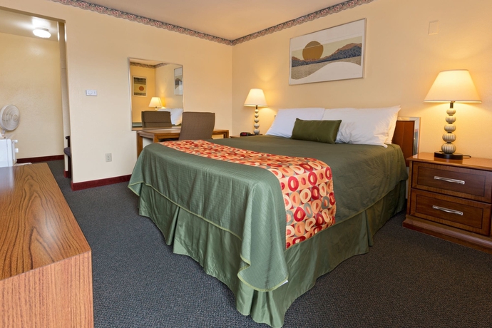 Imagen de la habitación del Motel Riviera Inn. Foto 9